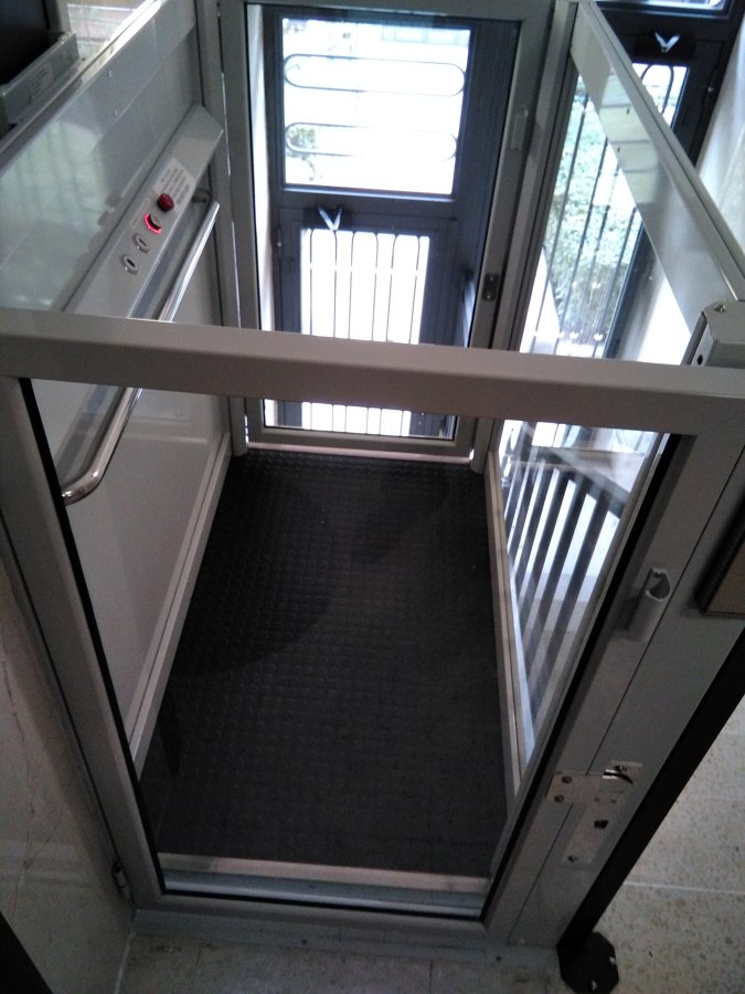 ELEVADOR VERTICAL