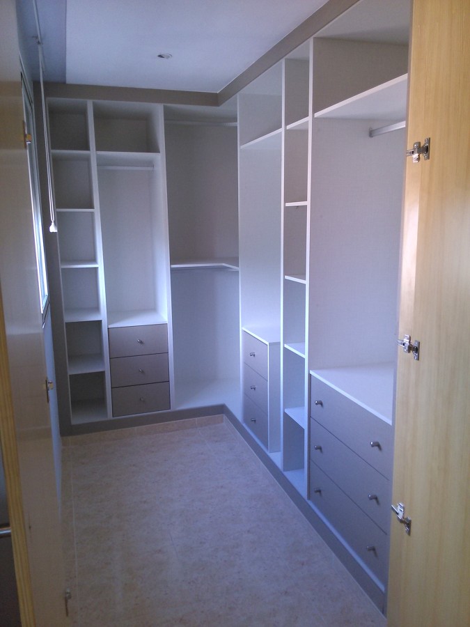 VESTIDOR COMBINADO