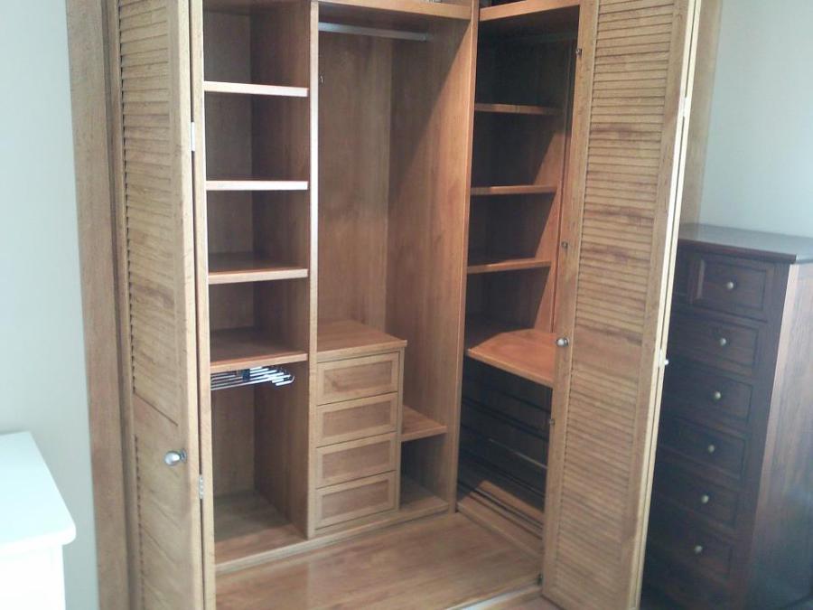 VESTIDOR EN "L"·.