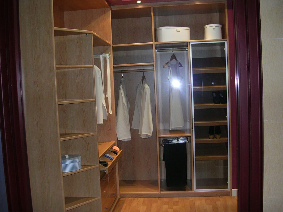 Vestidor visto