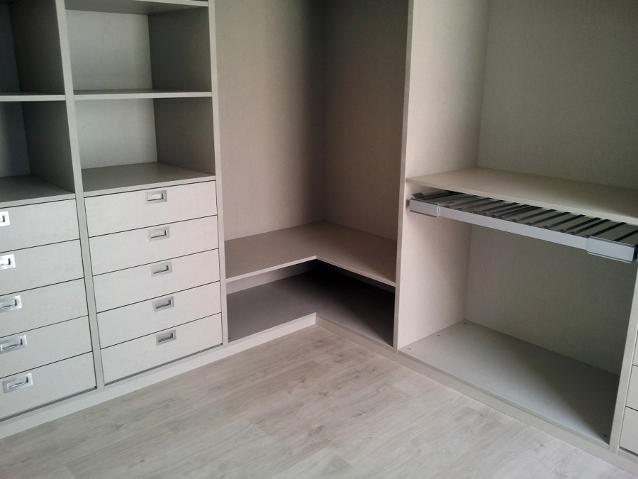 VESTIDOR.