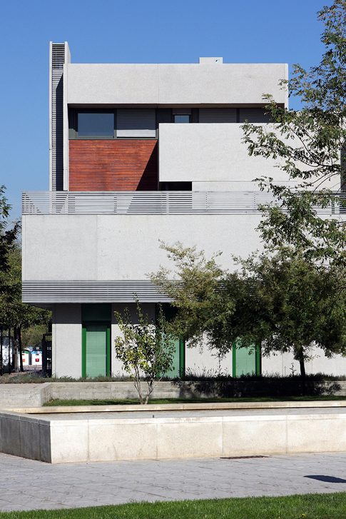 Vivienda Colectiva. Pinto
