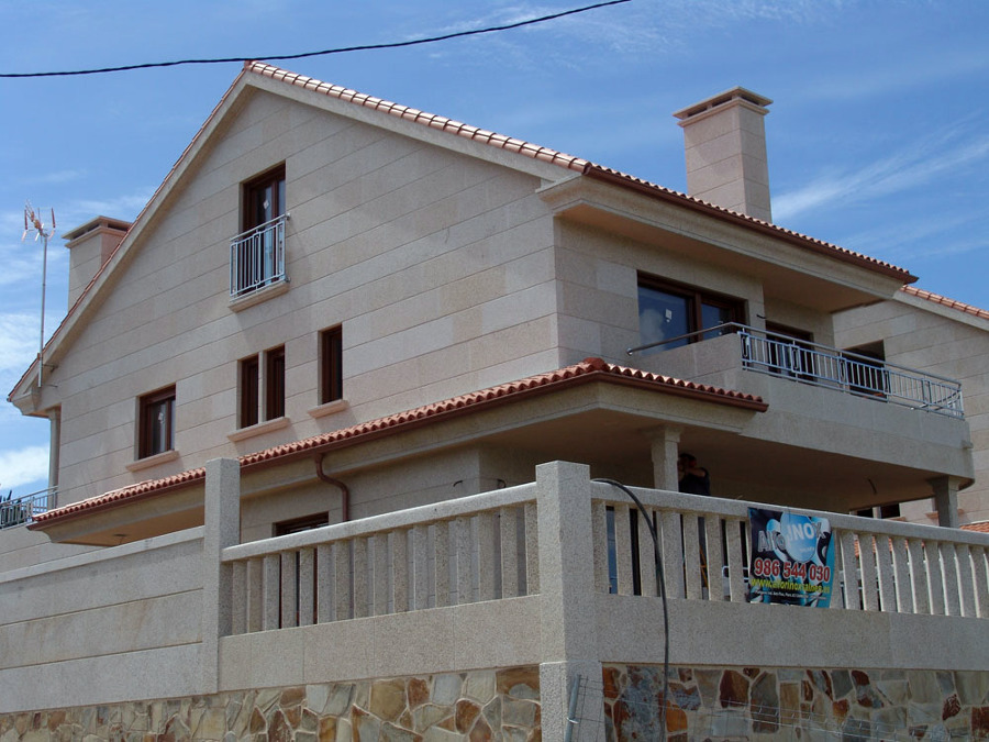 VIVIENDA EN PAXARIÑAS