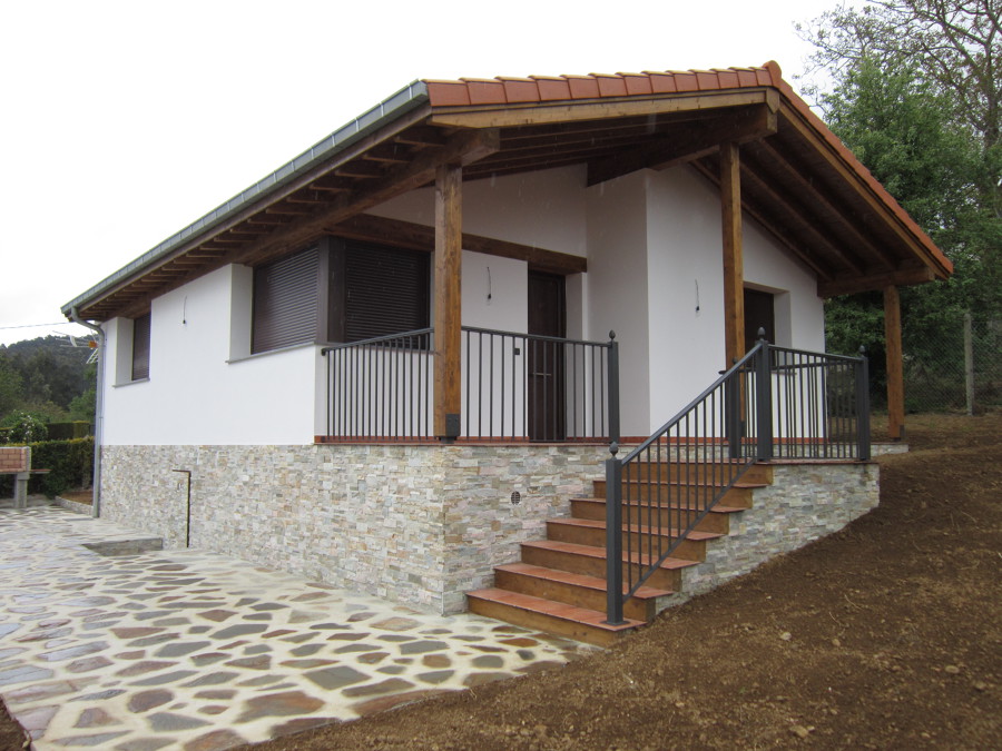 VIVIENDA UNIFAMILIAR EN PRAVIA
