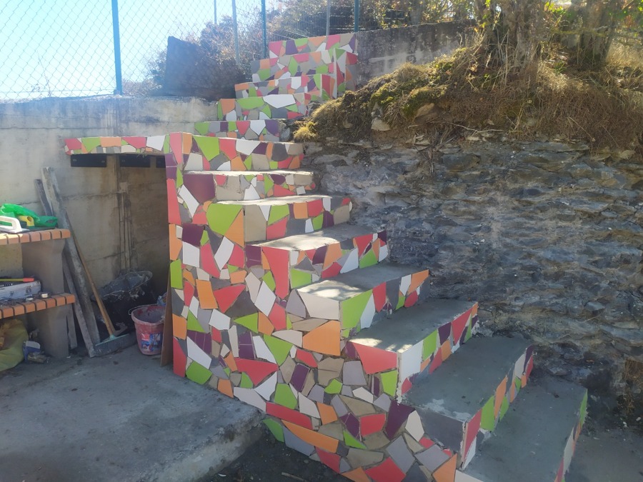 ESCALERA MODERNA