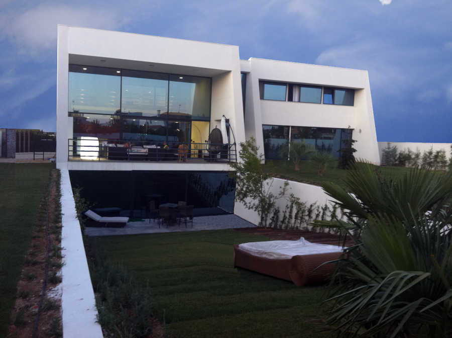 VIVIENDA UNIFAMILIAR
