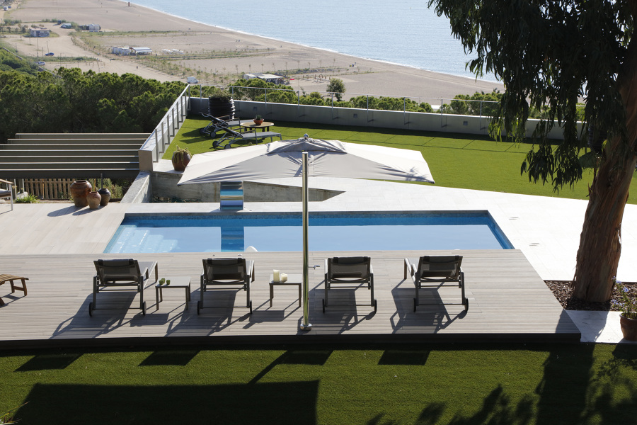 Piscina con vistas en Arenys de Mar. Control domotizado.