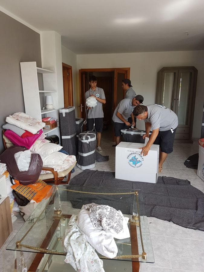 Trabajando en una mudanza de hogar
