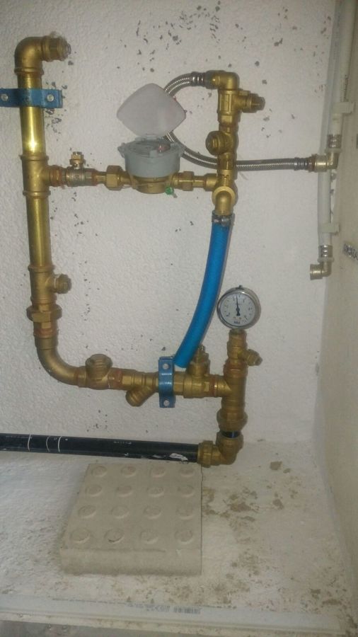 Foto Cuadros De Contadores De Agua Individuales Para Vivienda De foto-cuadros-de-contadores-de-agua-individuales-para-vivienda-de