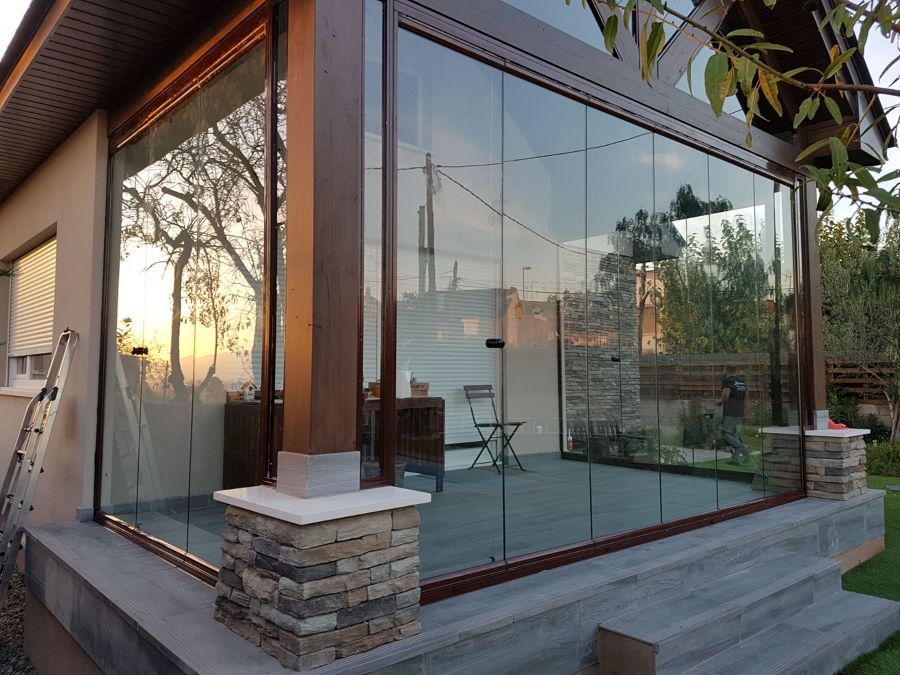 Cortina de Cristal + Carpinteria de Aluminio