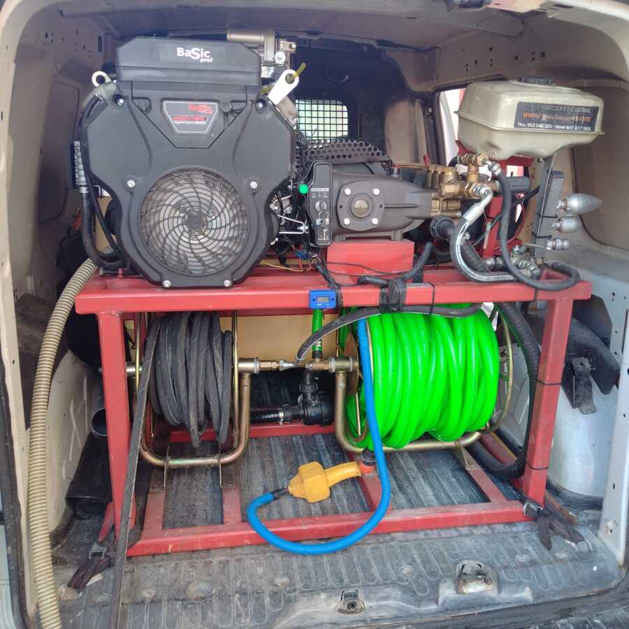 Camion cuba agua presión para desatasco