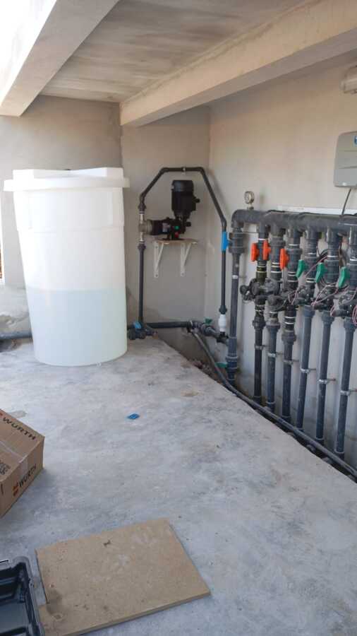 cabezal de riego automatico y abonadora