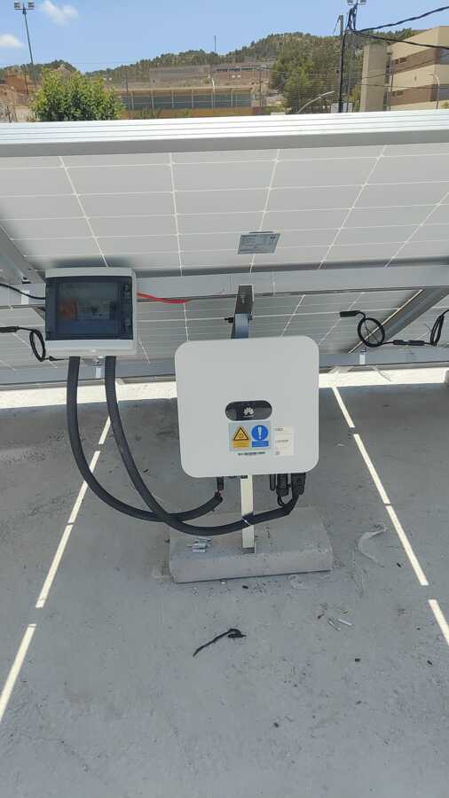 instalación fotovoltaica volcada a red