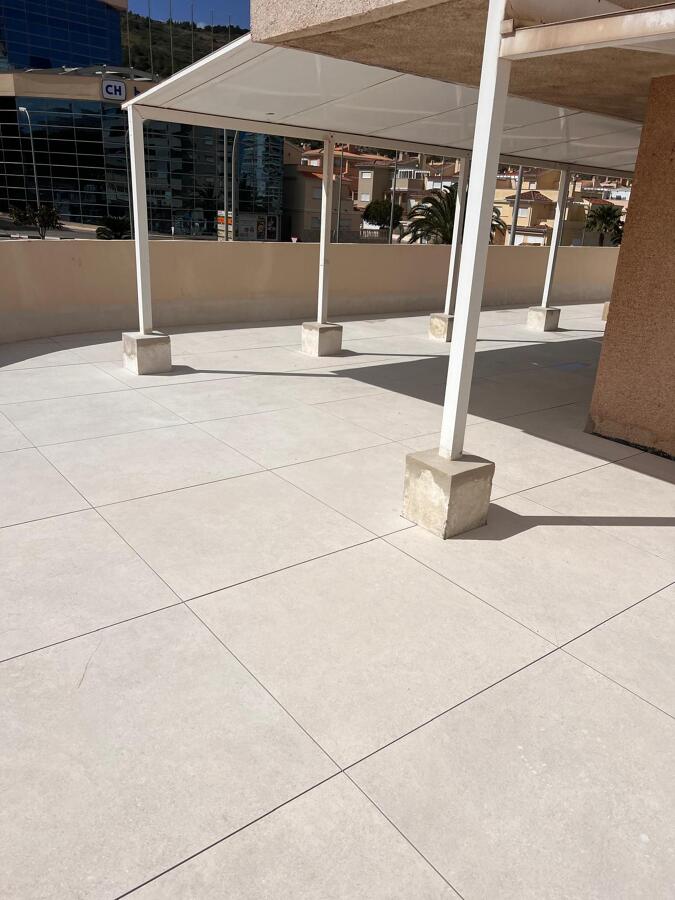 terraza con pavimento elevado