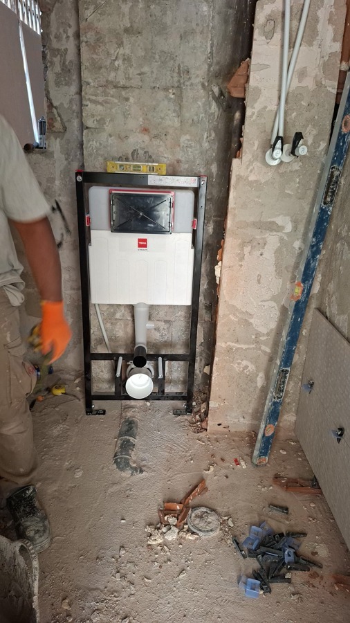 MOntaje de sistema inodoro suspendido