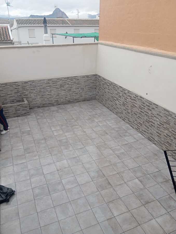 Escalera y patio