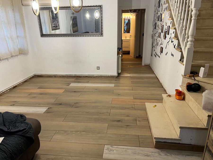 Renovación de suelo con porcelánico de diseño