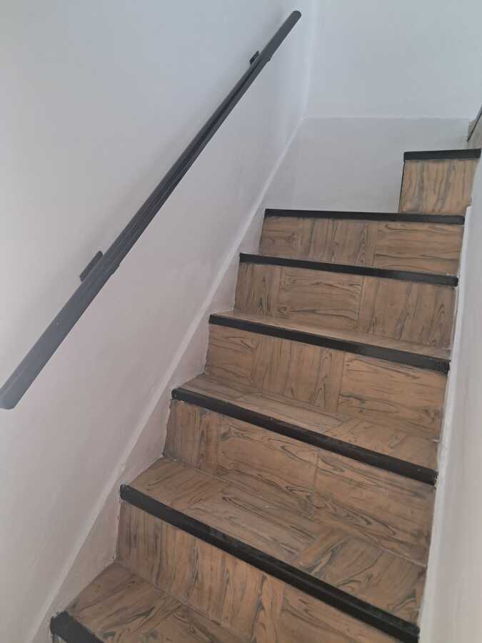 Pintura de escalera interior - despues