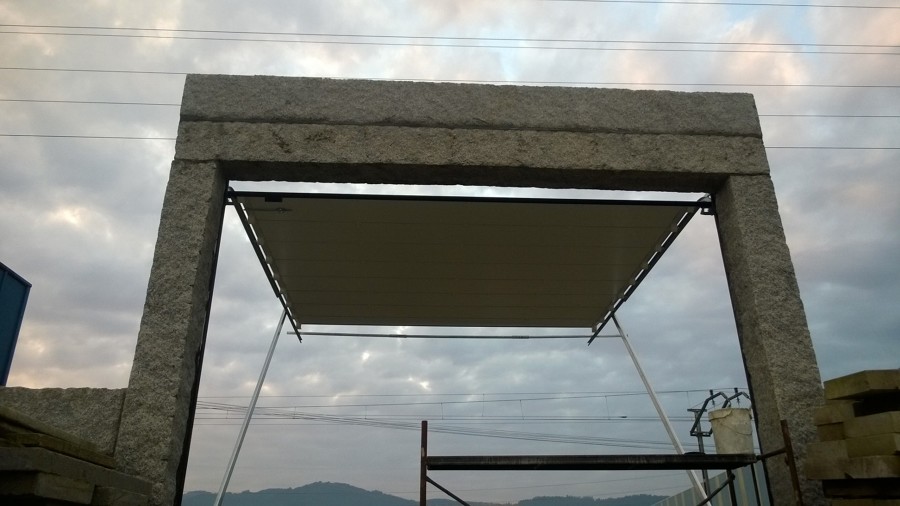 PUERTA SIM TECHO