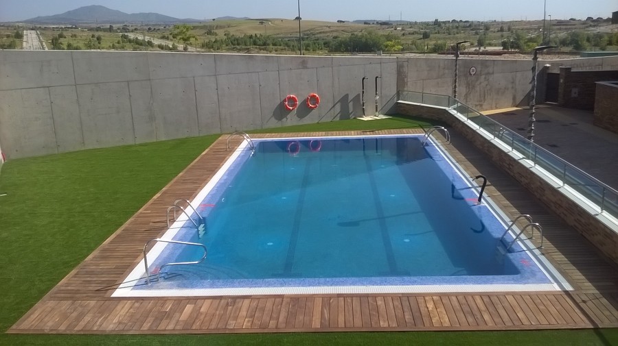 Piscina viviendas en Tres Cantos