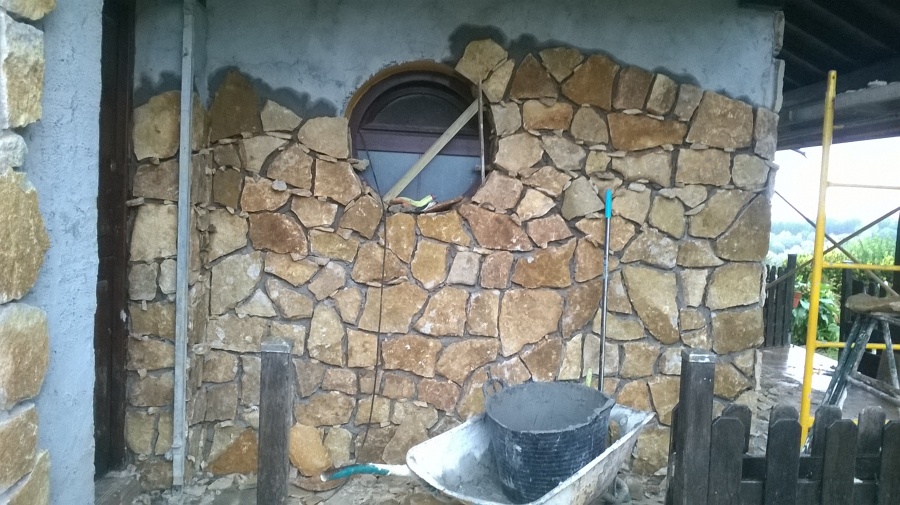 fachada de piedra