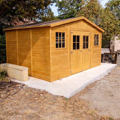 Caseta jardin