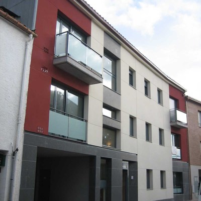 2 EDIFICIS HABITATGES