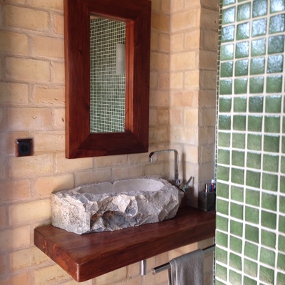 BAÑO EXTERIOR PISCINA