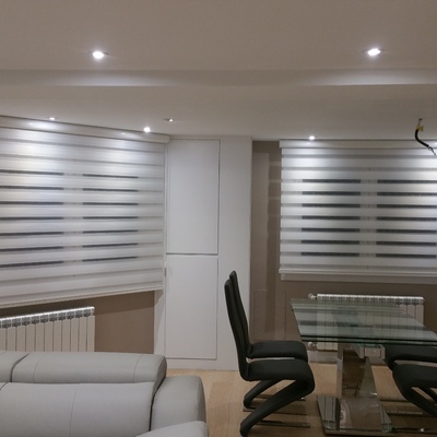 Salón reformado y completamente decorado