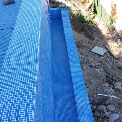 Piscina desbordante