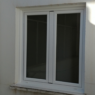 Ventana oscilobatiente dos hojas con rotura de puente termico