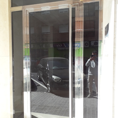 Puerta de portal de acero