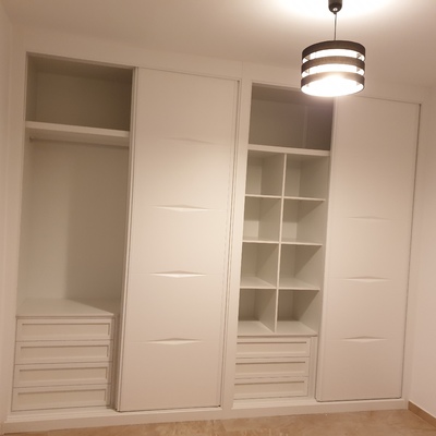 ARMARIO CON INTERIOR