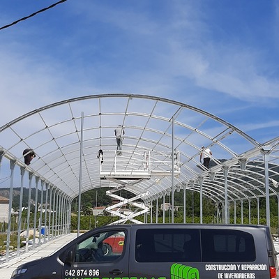 Construcción de vivero para flores en Gandia