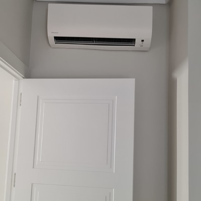 1x1 split de pared Daikin modelo ftx35