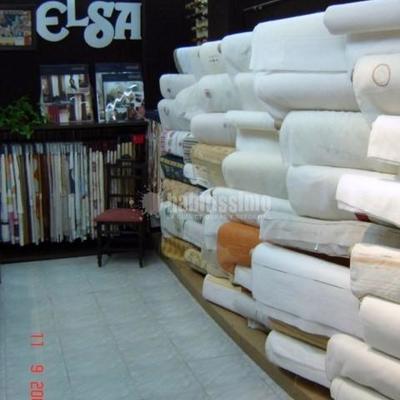 Cortinas, Tiendas, Instalación
