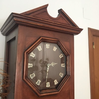 Reloj con talla