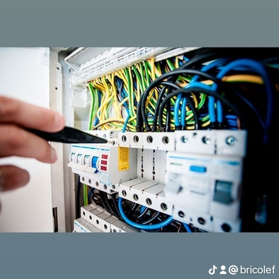 REFORMAS Y INSTALACIONES ELECTRICAS DE TARRAGONA