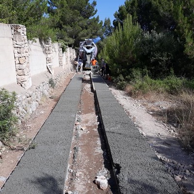 camino de hormigon