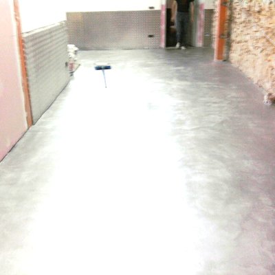 microcemento en garaje vivienda