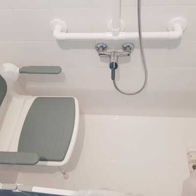 Ducha para personas discapacitadas