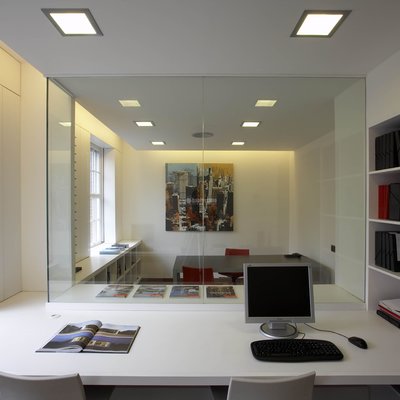 Detalle mobiliario oficinas