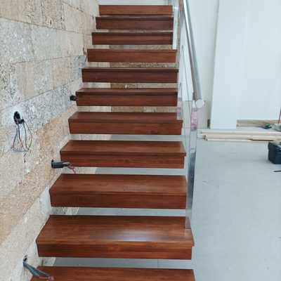 Peldaños de madera