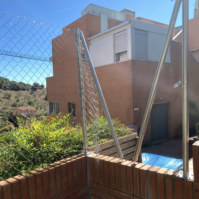 Instalación de malla simple torsión 2M