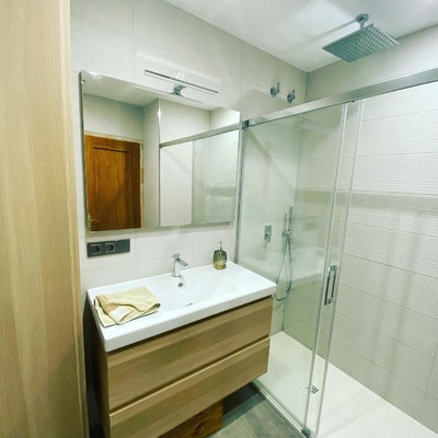 BAÑO EN BARBERA