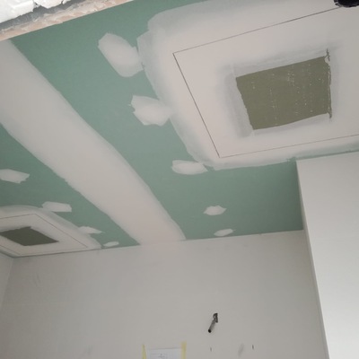 Techo de baño con registro
