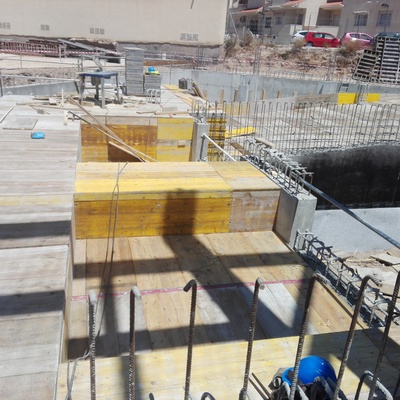 Base y estructura edificación