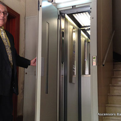 Ascensor en espacio reducido