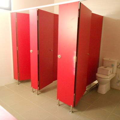 aseos polideportivo