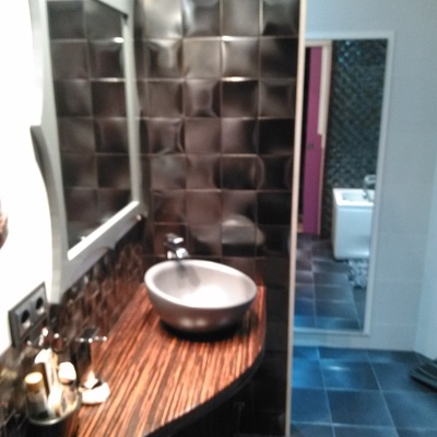 BAÑO MINIMALISTA
